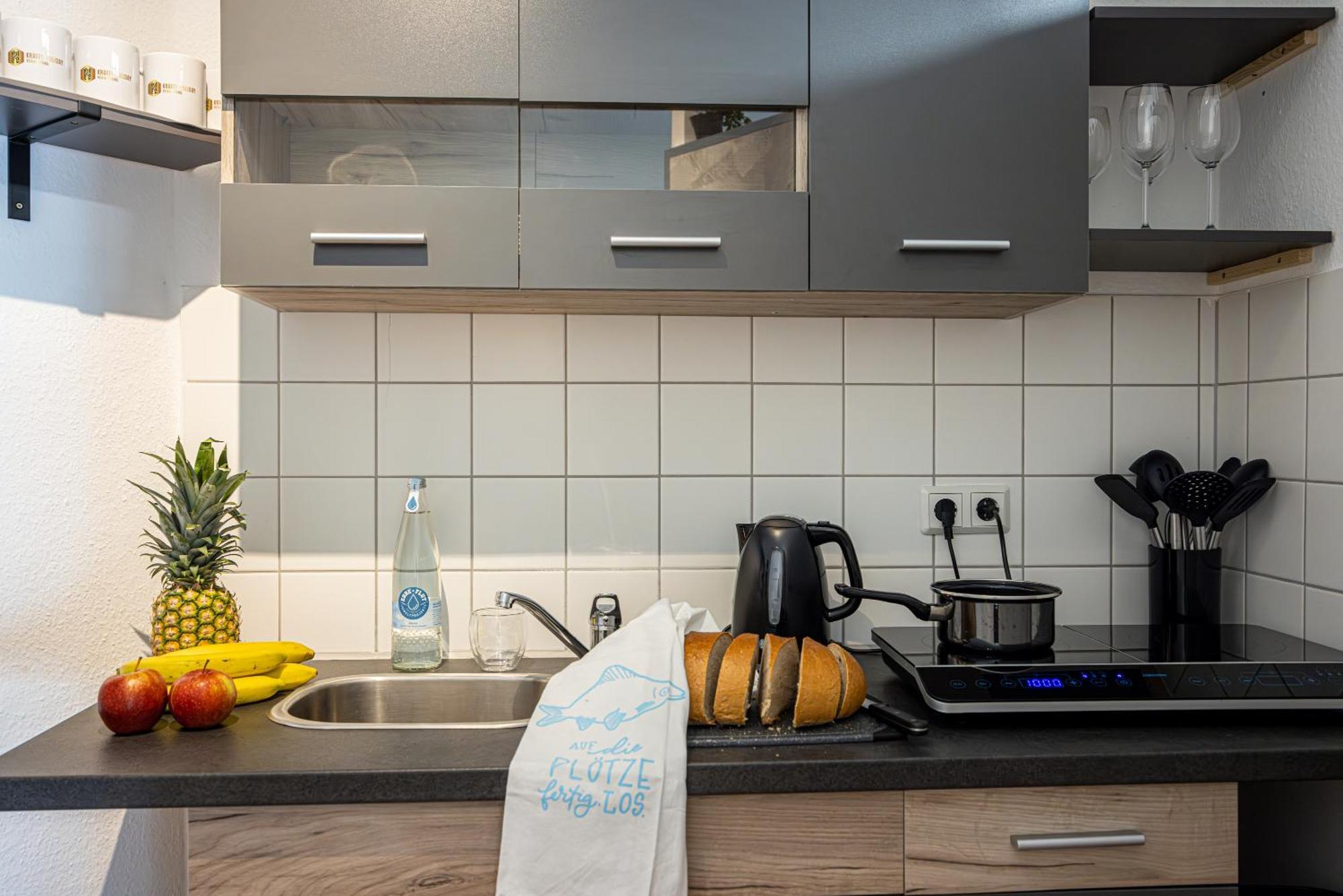 Luxus City Apartment Sauna Balkon Kueche Zentral Росток Экстерьер фото