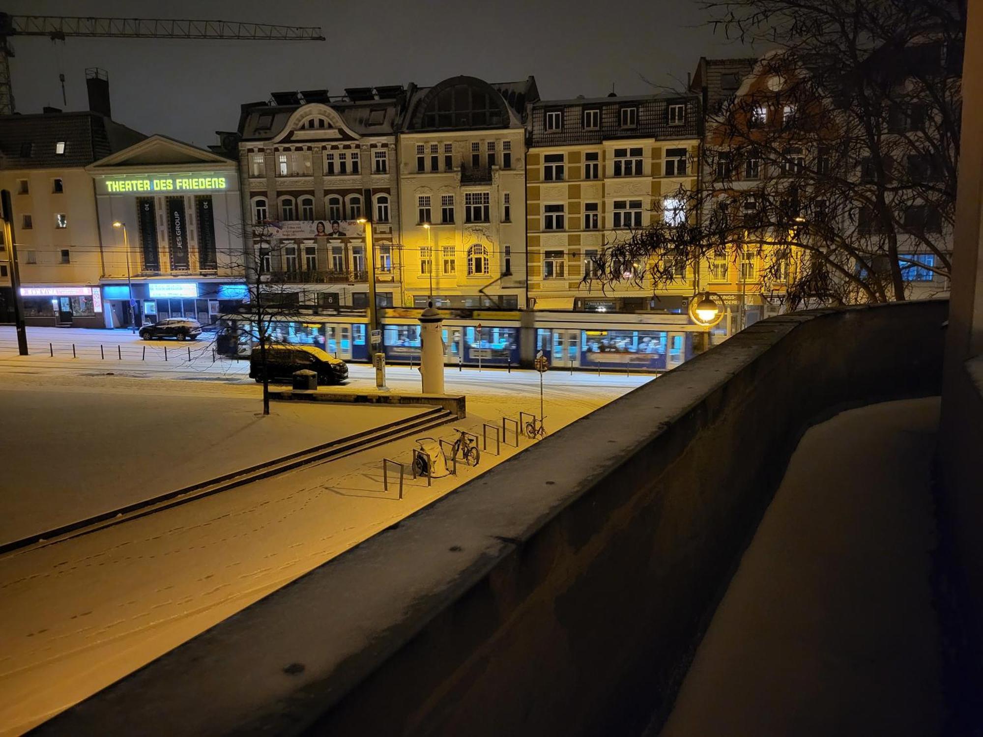 Luxus City Apartment Sauna Balkon Kueche Zentral Росток Экстерьер фото